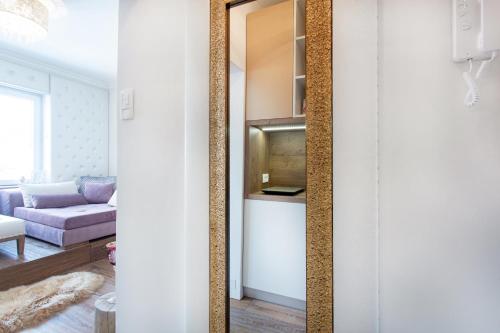 NEW, Stylish and modern central Studio, FREE parking, Celje (foto 10)