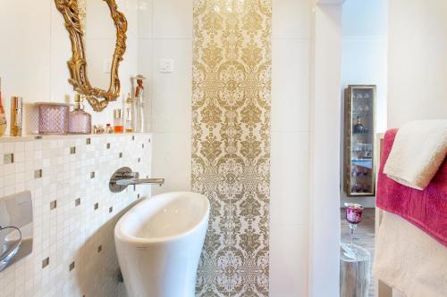 NEW, Stylish and modern central Studio, FREE parking, Celje (foto 7)