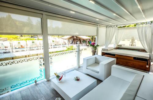 Spa Hotel Rich - main image