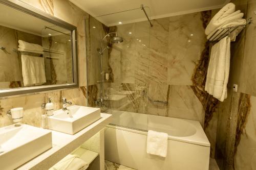Spa Hotel Rich - image 11