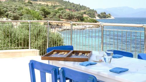 Luxury beach house, private pool, stunning sunsets, villa karpuz in Çamlik