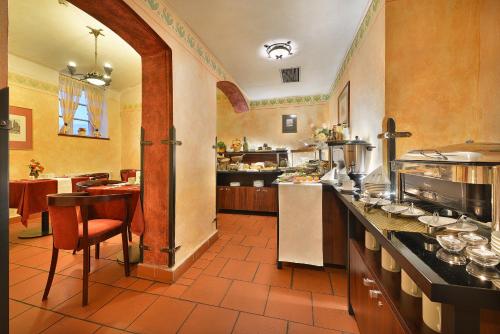 Food and beverages, EA Hotel Jeleni Dvur Prague Castle near Strahov Monastery