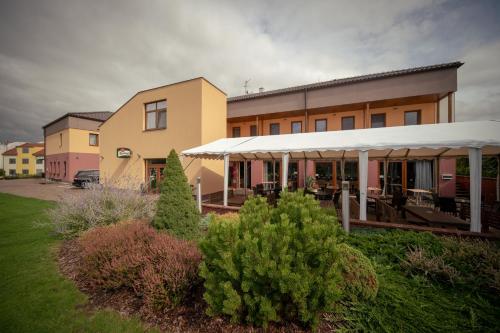 Viesnīcas āriene, Penzion u Blahu in Dolani