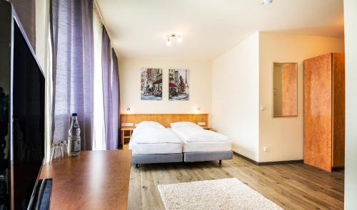 Schroeders City-Style-Hotel - image 11