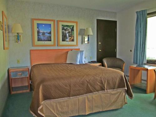 1 queen bed