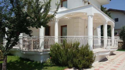 Villa Ekin