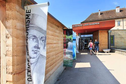 Appartement au milieu des lacs, au bord du Guiers