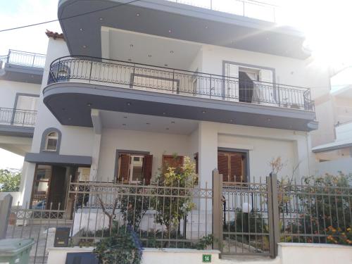  Dora's Apartment 5 min from airport in Spáta