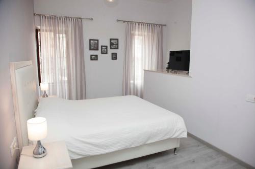 Shalom Luxury Rooms Kondilaki Room Type - Deluxe Double Room