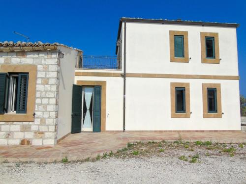 VILLETTA INDIPENDENTE IN COLLINA