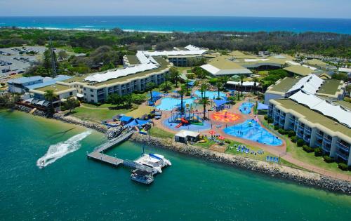 Eksterijer hotela, Sea World Resort in glavna plaža