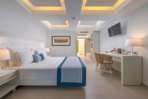 Elinotel Apolamare Hotel - image 3