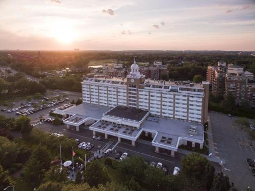 Garden City Hotel - image 5