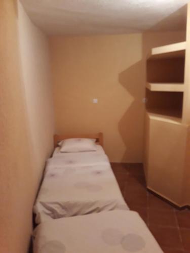 Apartments Lanmari - image 2