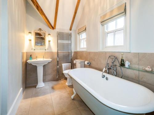 Fürdőszoba, Pinley Hill House in Claverdon