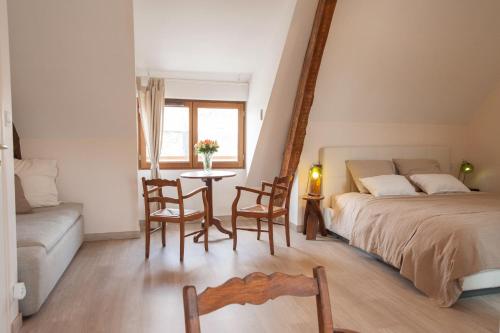 Villa Mons – Pontorson, IA