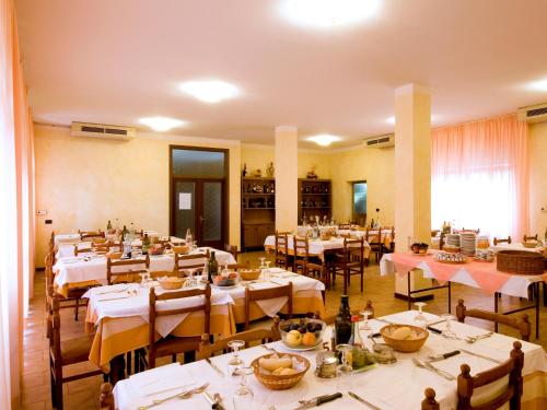 Restorāns, Hotel Belvedere in Castrocaro Terme E Terra Del Sole