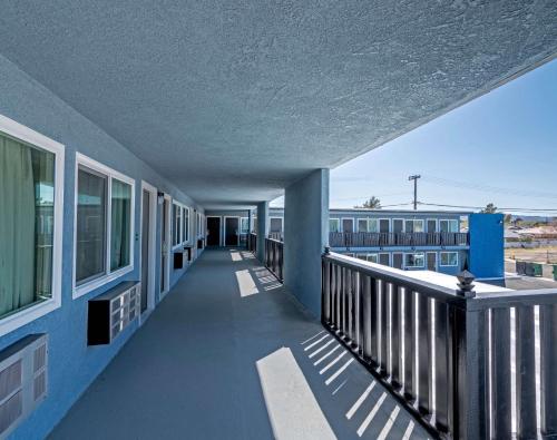 ทัศนียภาพภายนอกโรงแรม, Motel 6 Ridgecrest, CA -China Lake in ริดจ์เครสต์ (CA)