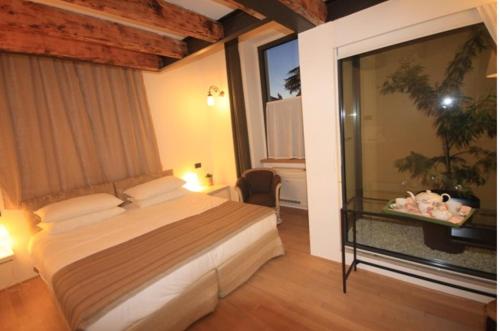 Lisander B&B suite and terrace in Seregno