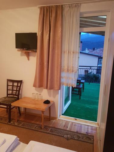 Yana Guest House - image 14