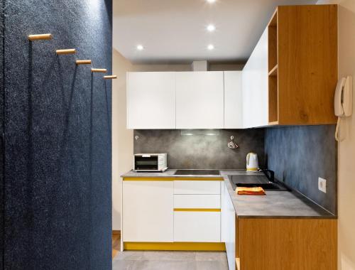 2 bedrooms, 3 beds