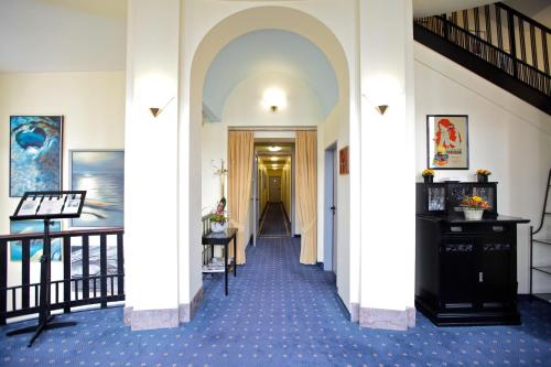 Hotel Viktoria - image 14