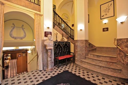 Hotel Viktoria - image 6