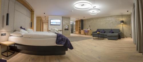 KOSIS Sports Lifestyle Hotel - main image