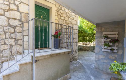 Villa Maja a villa in Tucepi private pool - image 8