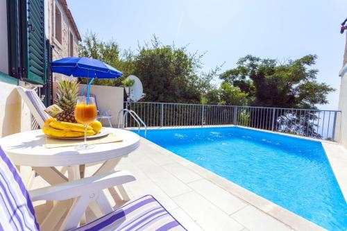 Villa Leticia in Tucepi, Private Pool - Accommodation - Tučepi