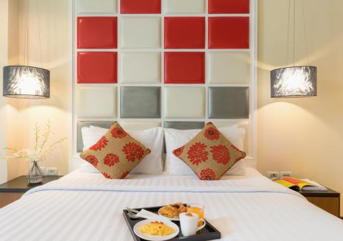 2 twin beds