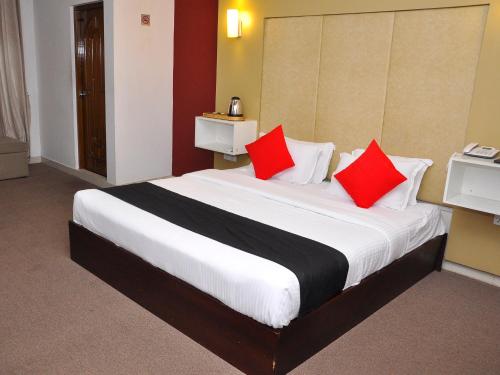 Deluxe Double Room image 1