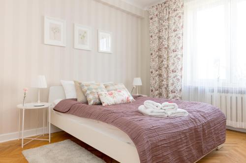 Chmielna Central Warsaw Apartment by BookingHost, Varšava (fotografie 9)