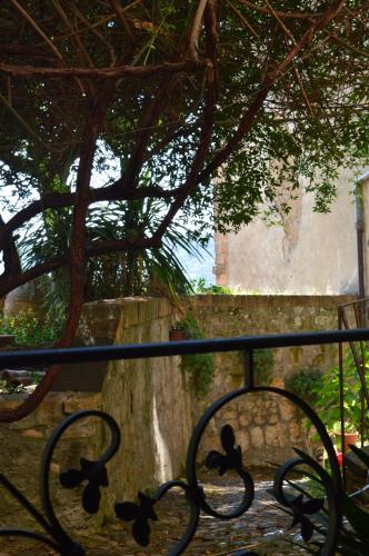 Appartamento La Tana Room Type - Apartment - Split Level