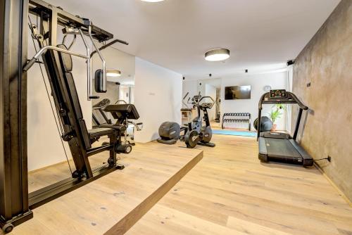 KOSIS Sports Lifestyle Hotel - image 2