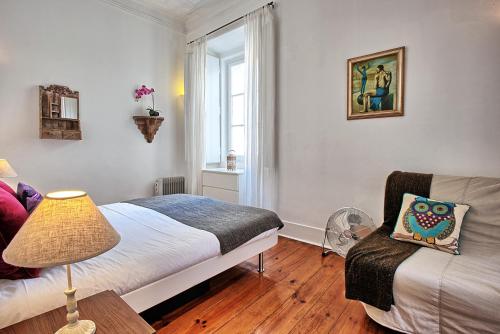 Localtraveling ALFAMA River View - Family Apartments - image 8