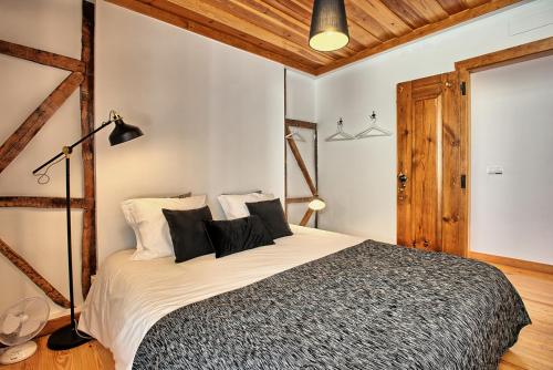 Localtraveling ALFAMA River View - Family Apartments - image 2