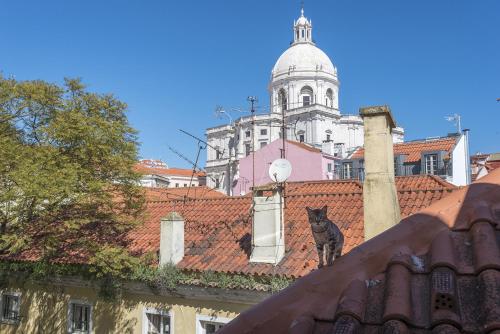 Localtraveling ALFAMA River View - Family Apartments - image 3