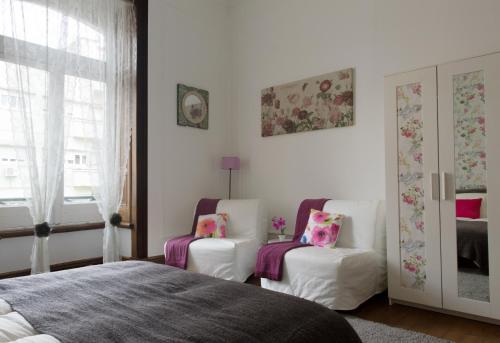 Localtraveling Downtown - Family Apartments - image 5