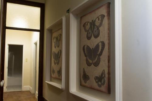Localtraveling Downtown - Family Apartments - image 2