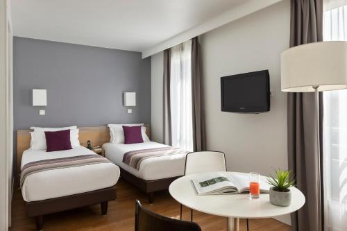 1 queen bed