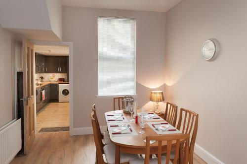 Titanic at Bloomfield - main image