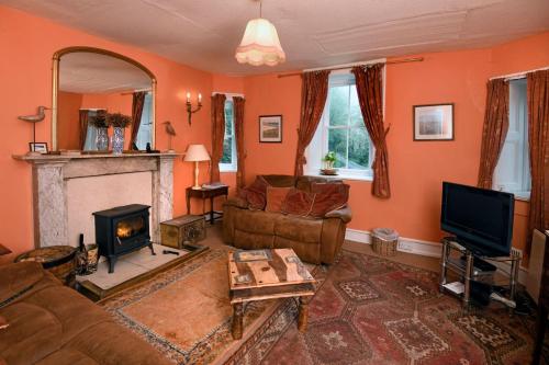 Зовнішній вигляд готелю, Tower Lodge in Auchencairn