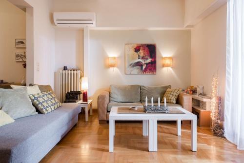 Stylish flat with veranda in the heart of Athens, Athènes (photo 4)