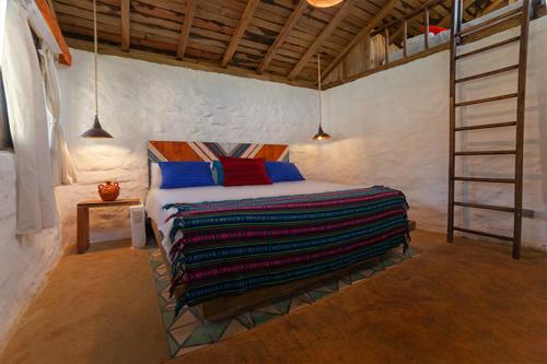 1 king bed, 2 double beds