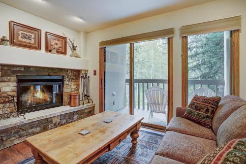 Townsend Place with Ski In Ski Out Access - Apartment - Beaver Creek