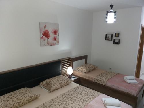 Apartments & Studio Haxhibeti - image 3