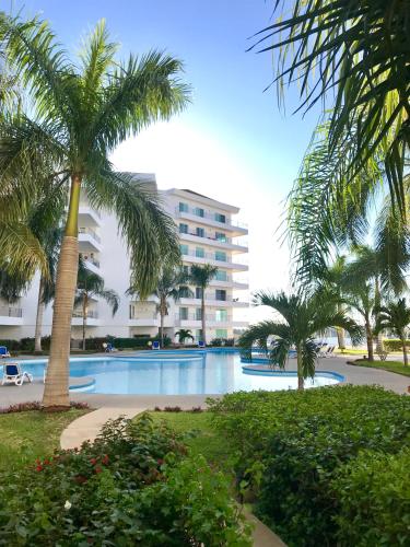 Amplio Departamento en Marina Mazatlan