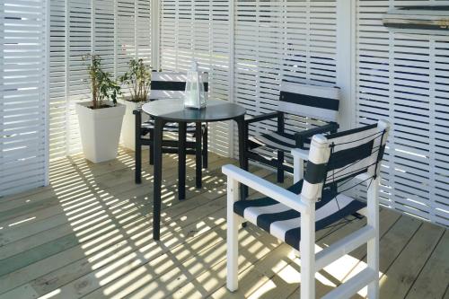 ระเบียง/ชานเรือน, Aroha Tiny House Peka Peka in ไวคาเน