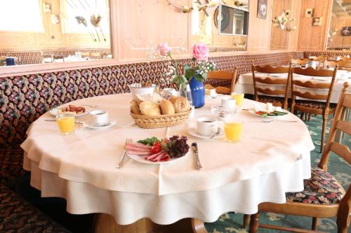 Hotel Daucher - image 8